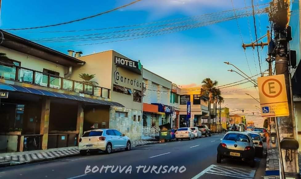 Hotel Garrafao - Localizado No Centro Comercial De Boituva - Sp Eksteriør billede